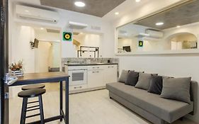 Historical Workshop Apartment - Fico